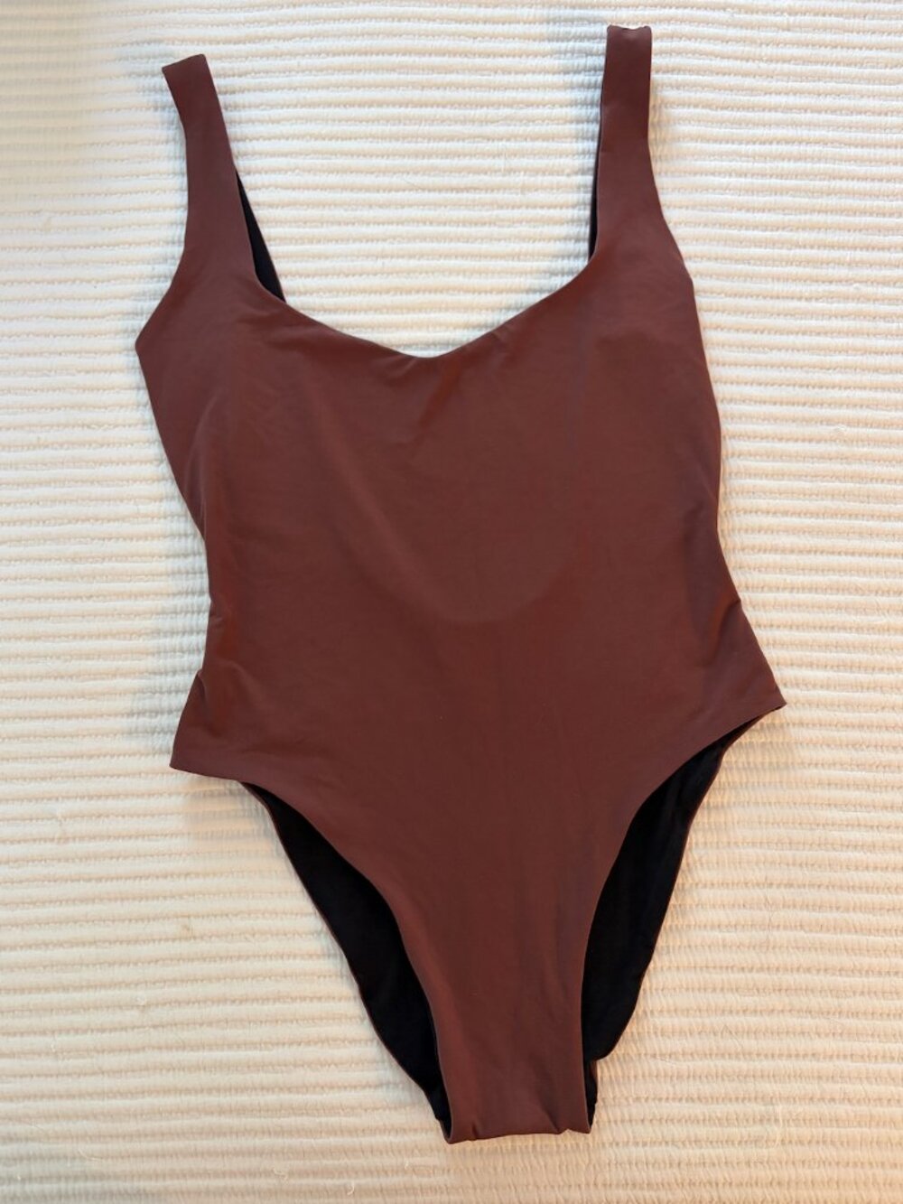 Bond-Eye Melody One Piece - Reversible Brown & Black XS/S